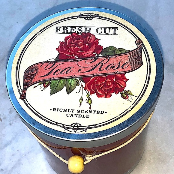 DW HOME CANDLE TEA ROSE FRESH CUT 2 WICK NEW 15.58 oz RICHLY SCENTED - Picture 3 of 4